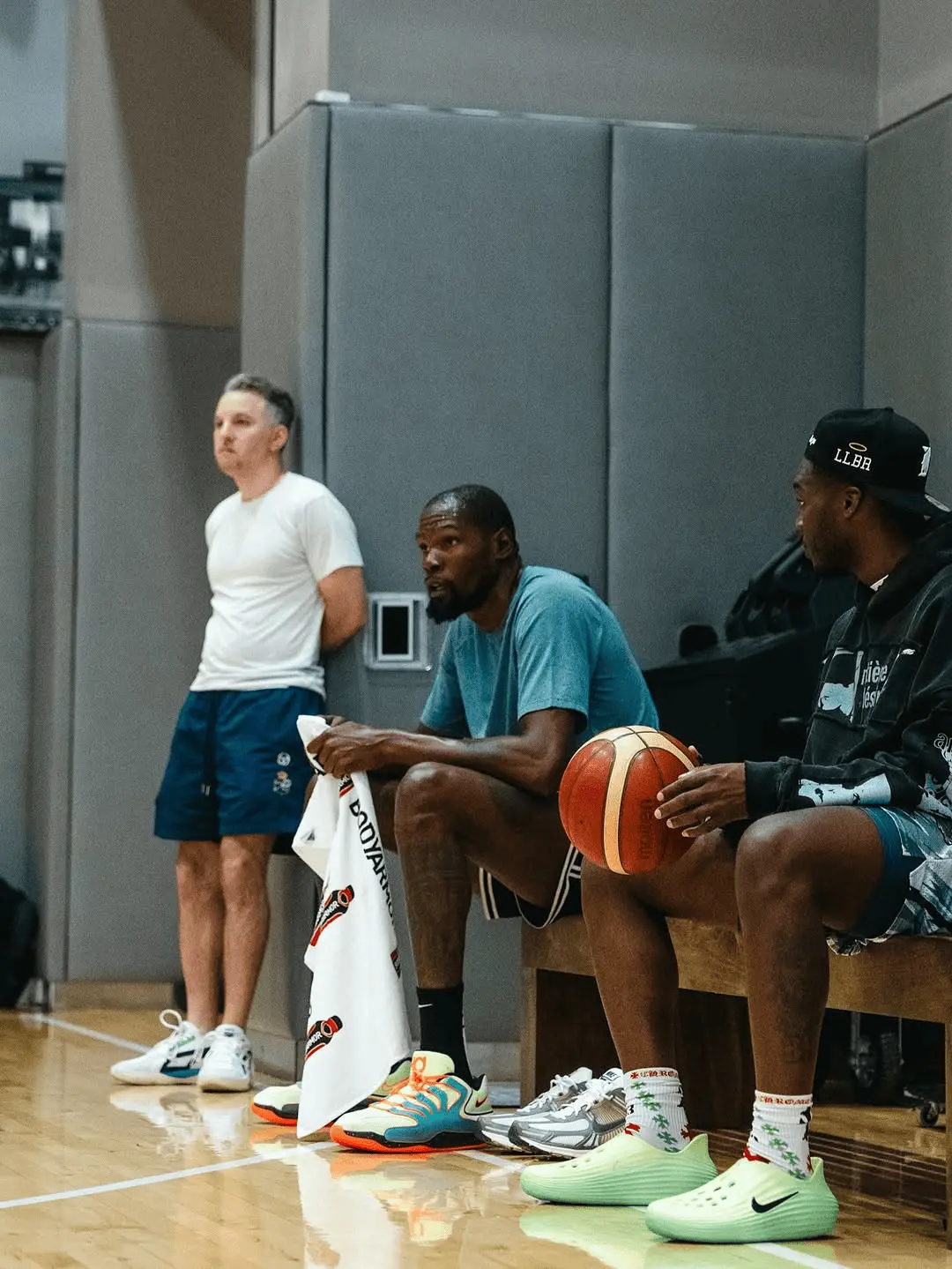 其他球队也, 这段经历让, 得来包夹他 其他球队也, 这段经历让, 得来包夹他