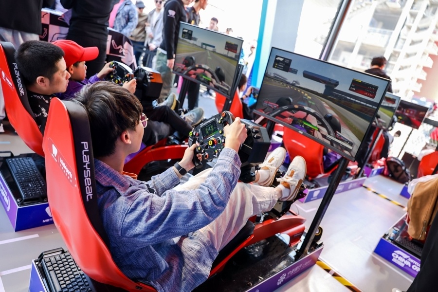 牵手, 赛道疾速争 牵手, 赛道疾速争