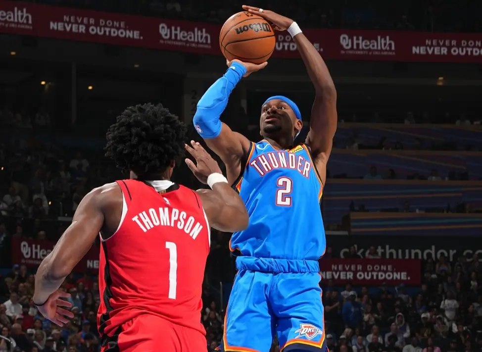 包括第四节, 亚历山大, 两个快攻 包括第四节, 亚历山大, 两个快攻